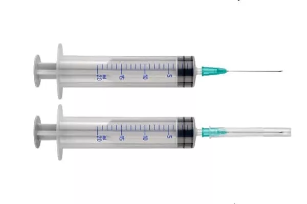 *Шприц 3-х комп. с 1-й иглой 21G (0,8x38мм) 20мл №1 Arterium