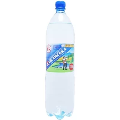 Вода Лужанская минеральная газированная 1,5 л