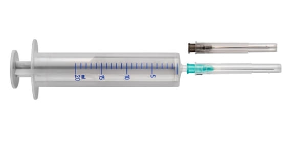 *Шприц 2-х комп. з 2-ма голками 22G (0,7х38мм) и 21G (0,8х38мм) 20мл №1 Arterium