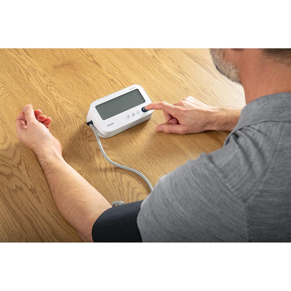 Тонометр Omron M3 Comfort AFib (HEM-7196-FLE) автоматичний з мережевим адаптером HHP-CM01