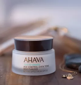 *Ahava Крем для лица омолаживающий увлажняющий, выравнивающий тон SPF20 50мл