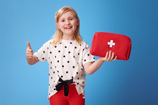 Дитяча аптечка: список необхідних ліків